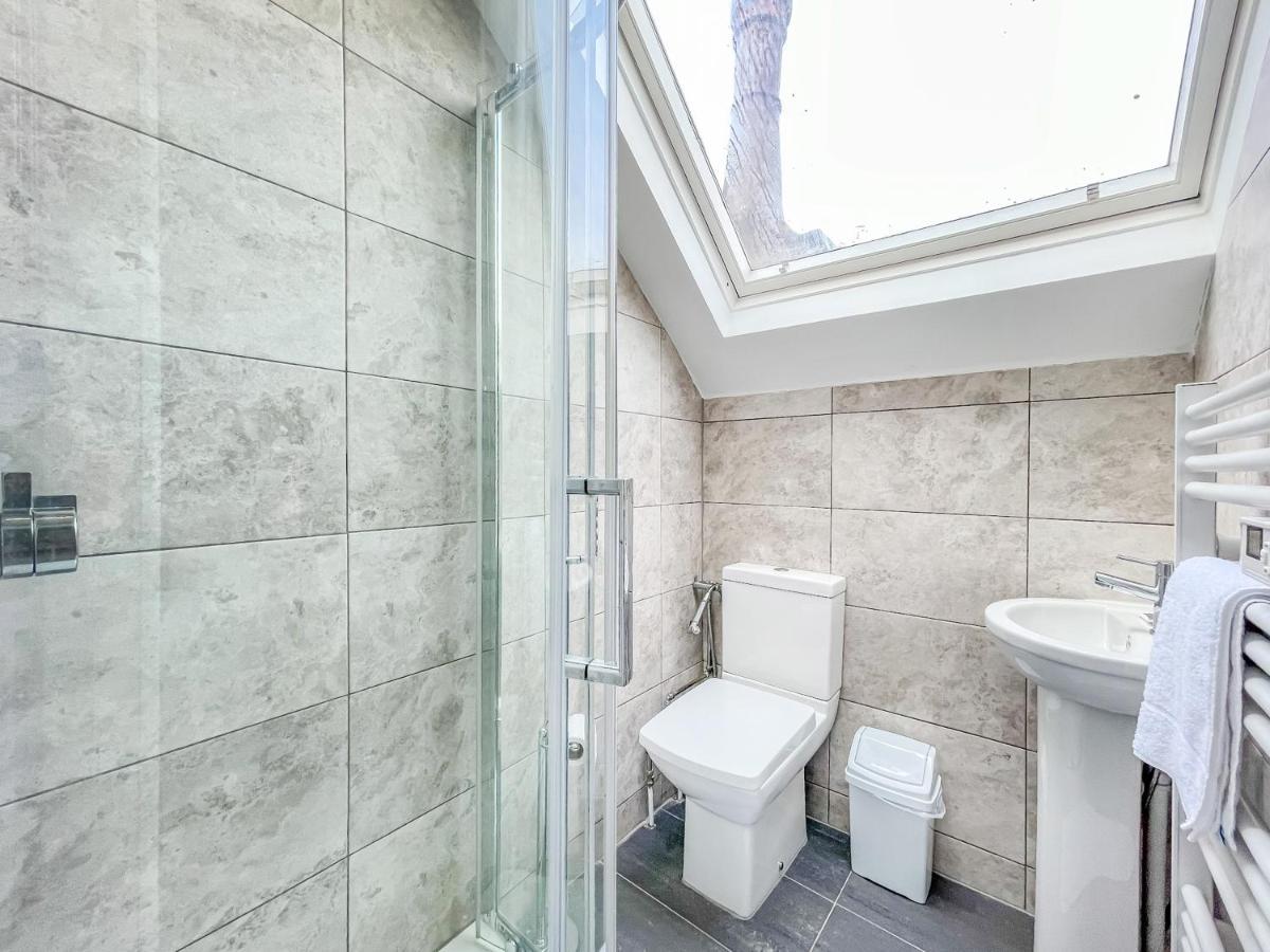 *Rd9Bc* For Your Most Relaxed & Cosy Stay + Free Parking + Free Fast Wifi * Leeds  Extérieur photo