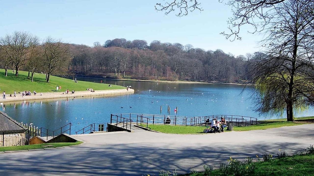 *Rd9Bc* For Your Most Relaxed & Cosy Stay + Free Parking + Free Fast Wifi * Leeds  Extérieur photo